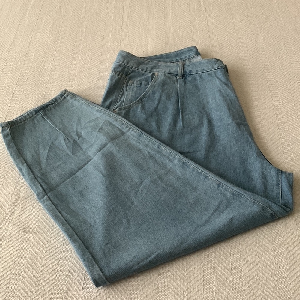 SHEIN women’s jeans. - Picture 2 of 5